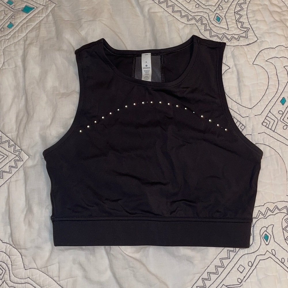 Cropped lululemon running tank - size 6